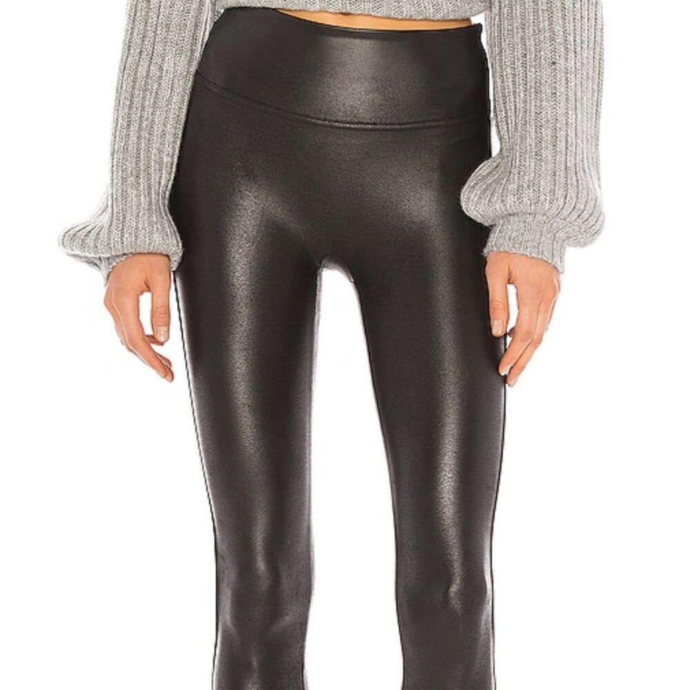 A SPANX bestseller — ultra flattering & easy to style for fall/winter & events!